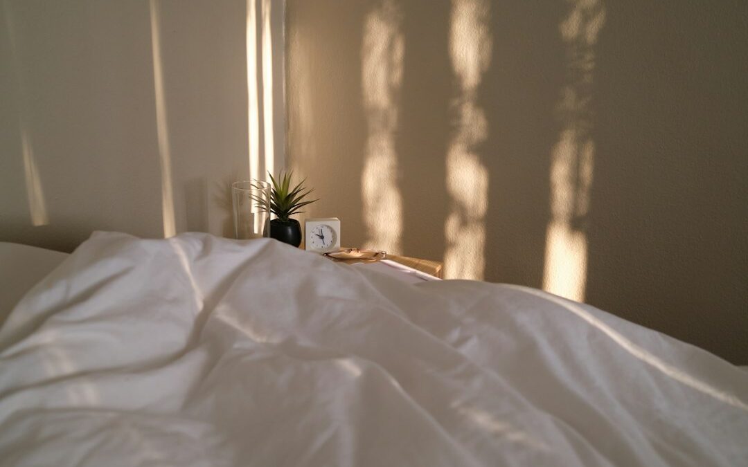 Better Sleep Starts Before Bed: What New Insomnia Research Teaches About Support, Structure, and Follow-Through